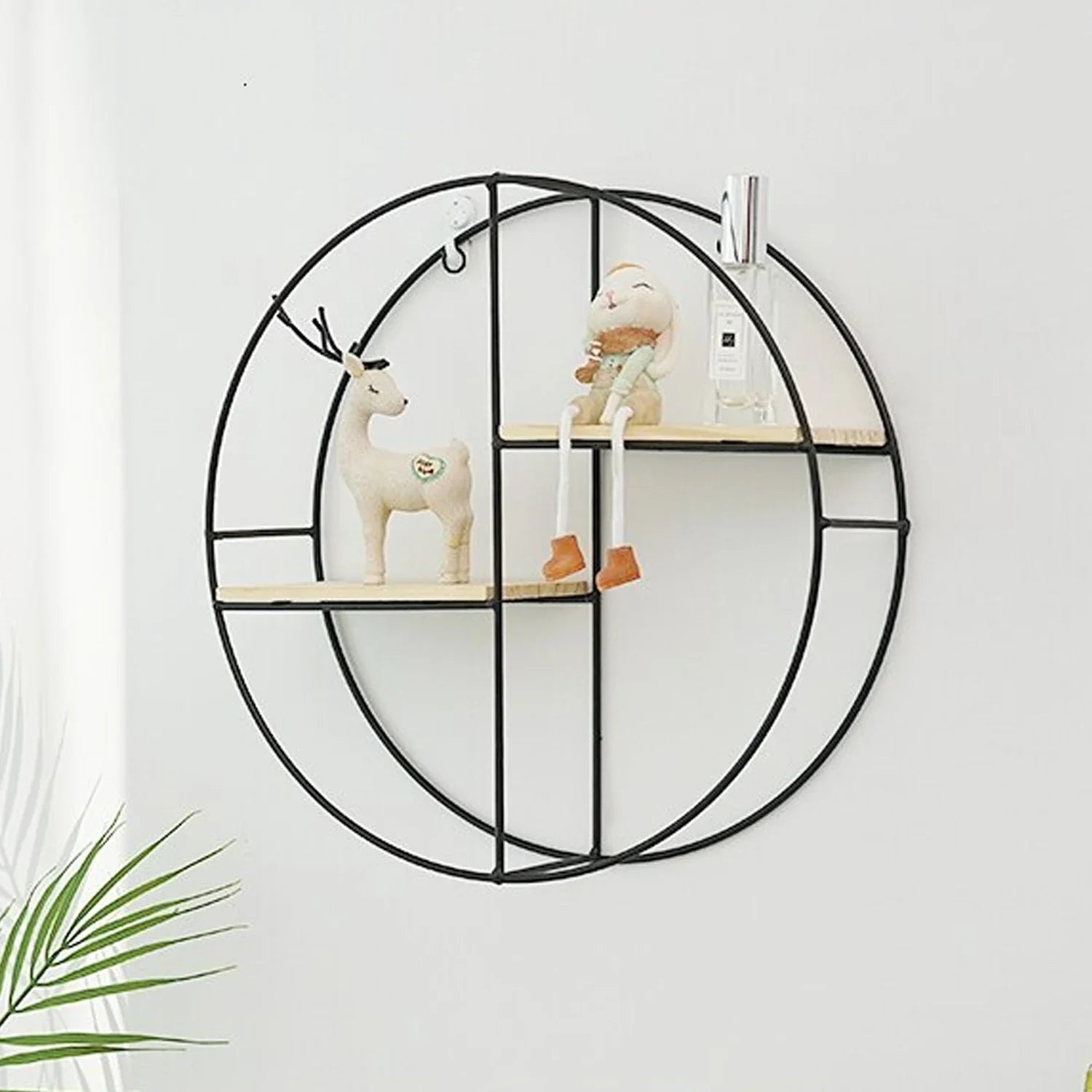 Casa circular nicho parede metal e madeira prateleira flutuante organização e decoração sala de estar e quarto