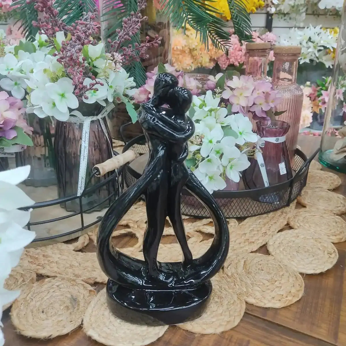 Escultura Casal Amado-29 cm-Resina-Decoração Luxo Made Brazil